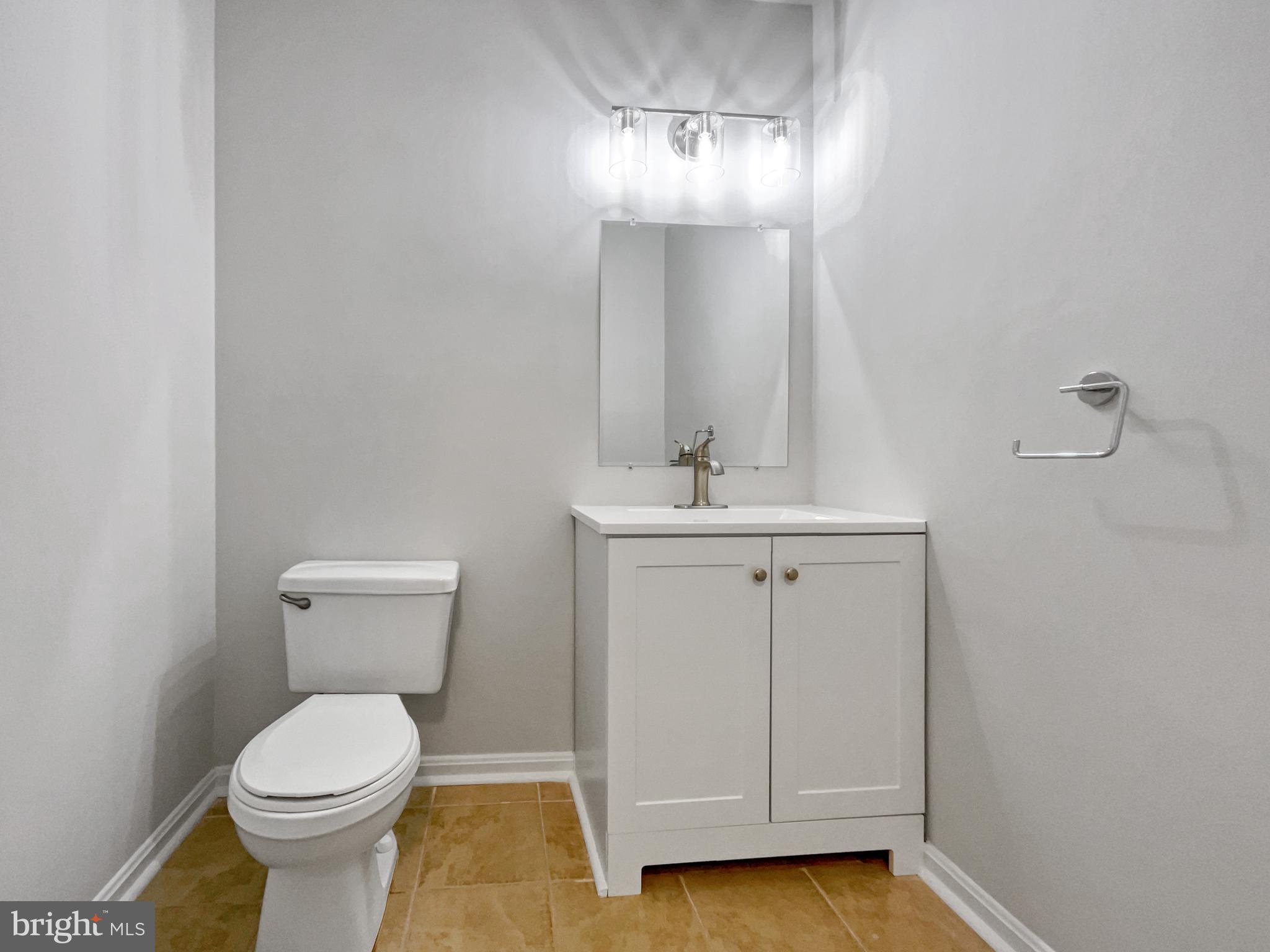 COVERSTONE SQUARE - Residential