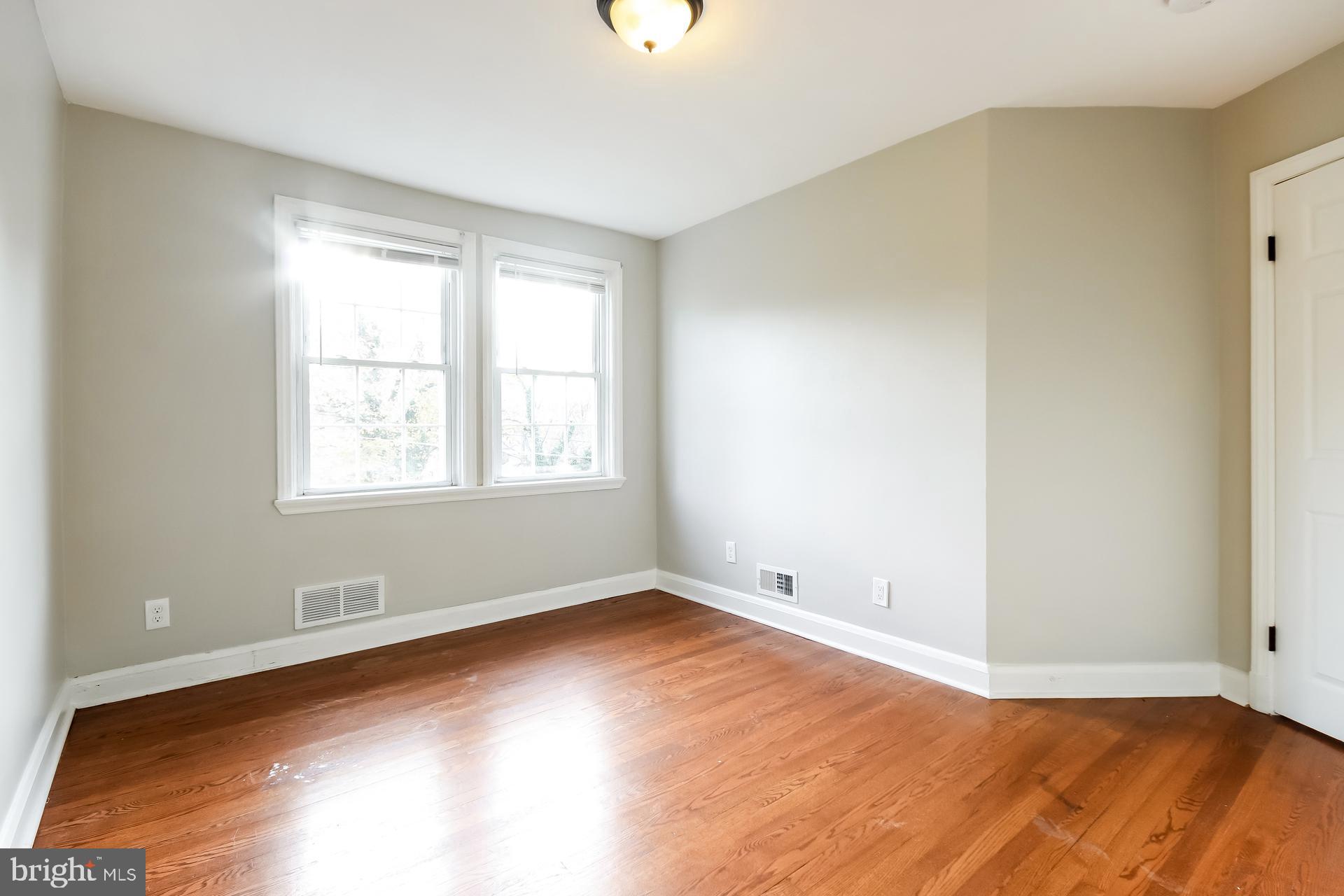 EDMONDSON HEIGHTS - Residential Lease