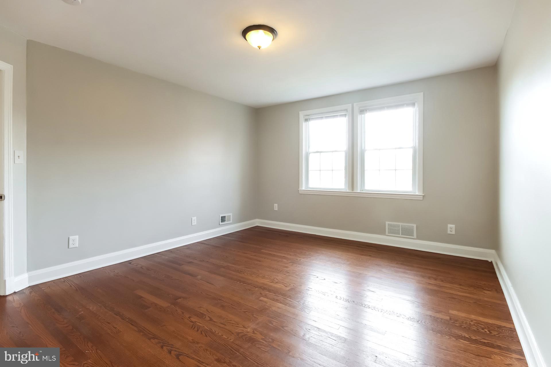 EDMONDSON HEIGHTS - Residential Lease