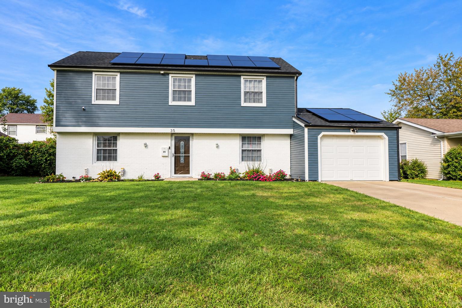 35 PENSDALE LANE