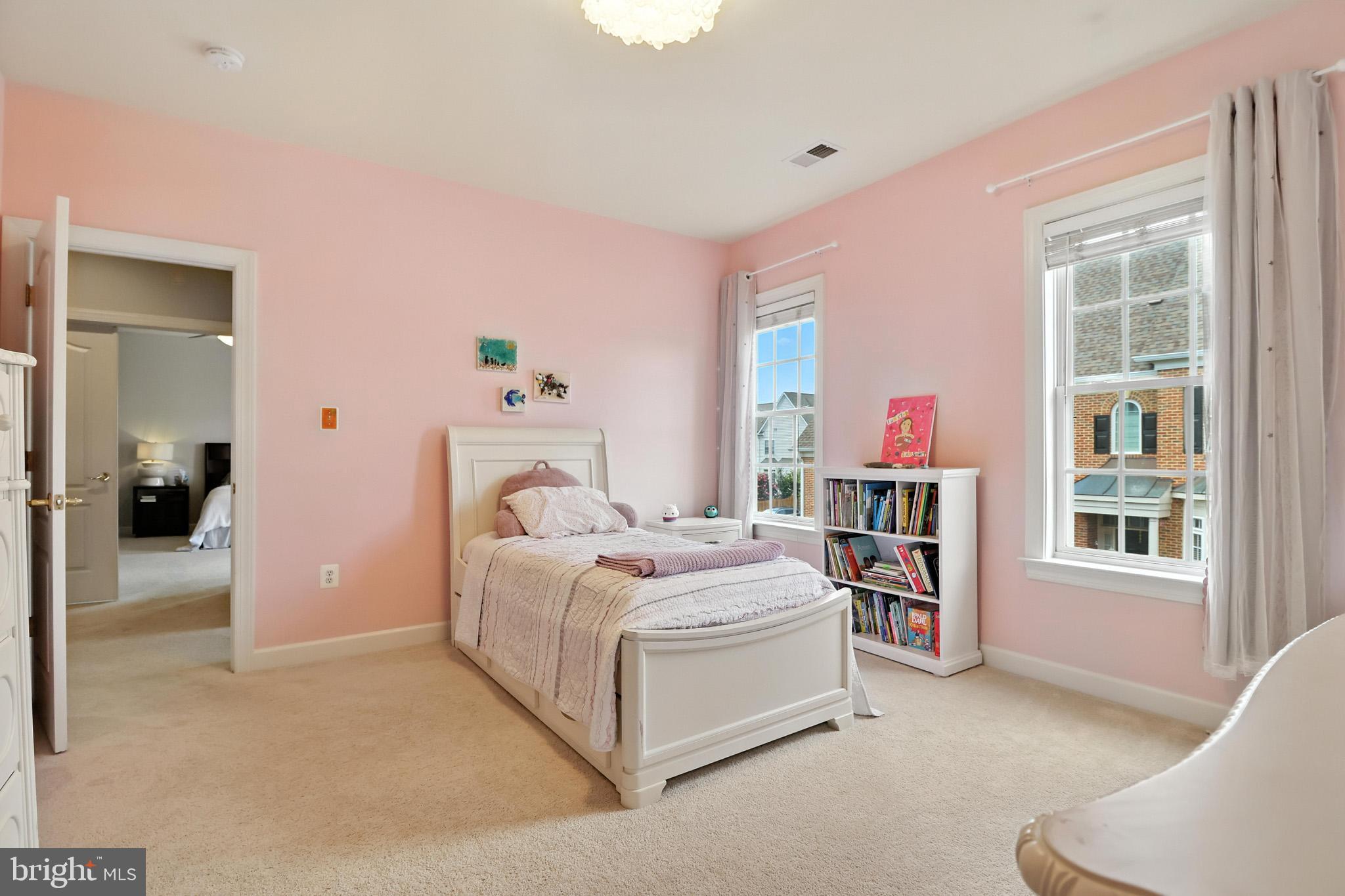 LANSDOWNE ON THE POTOMAC - Residential