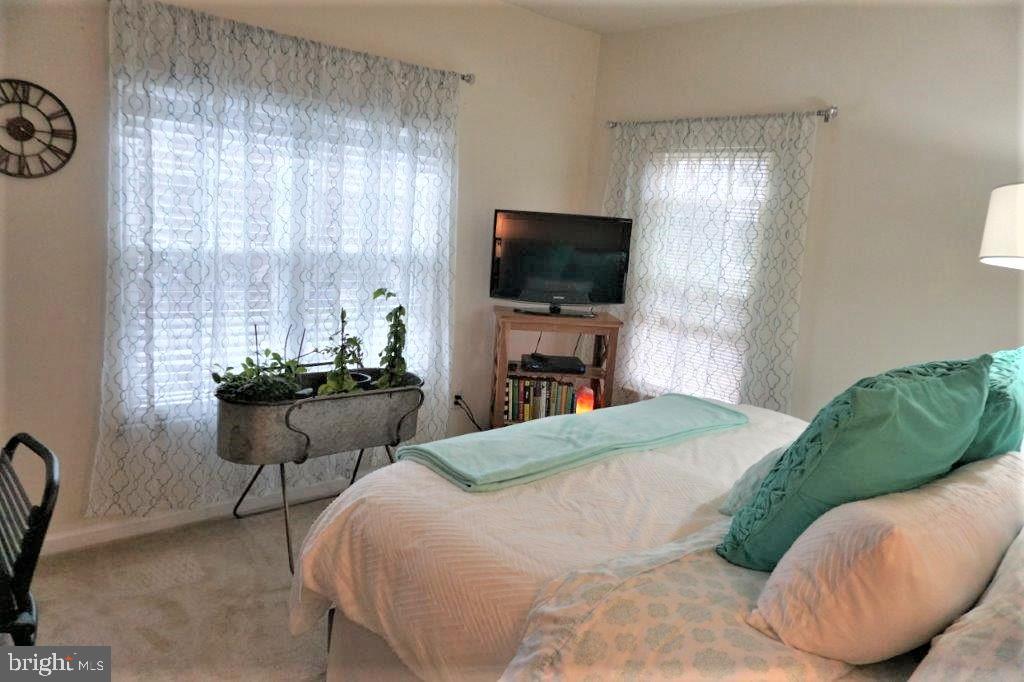 OAK PARK - Residential Lease