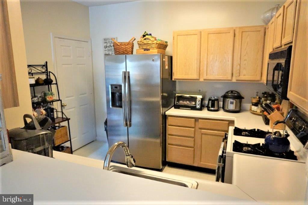 OAK PARK - Residential Lease