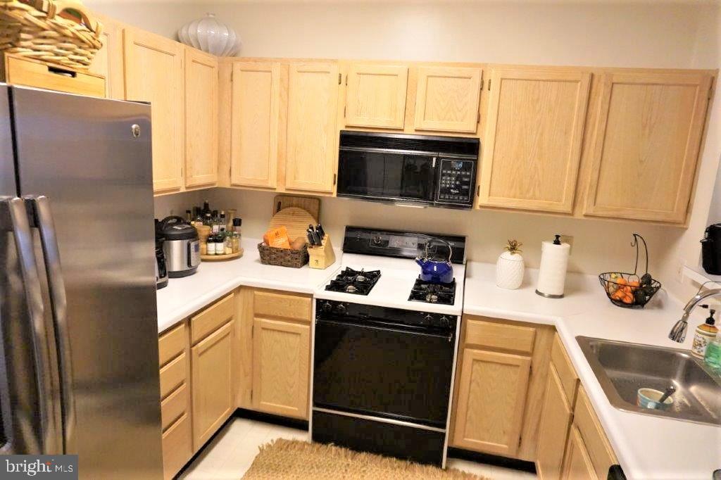 OAK PARK - Residential Lease