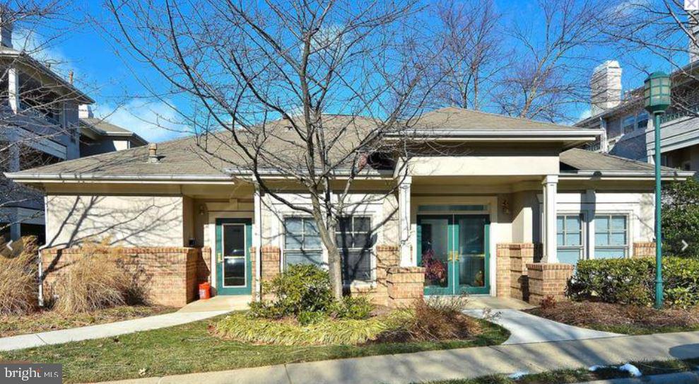 OAK PARK - Residential Lease