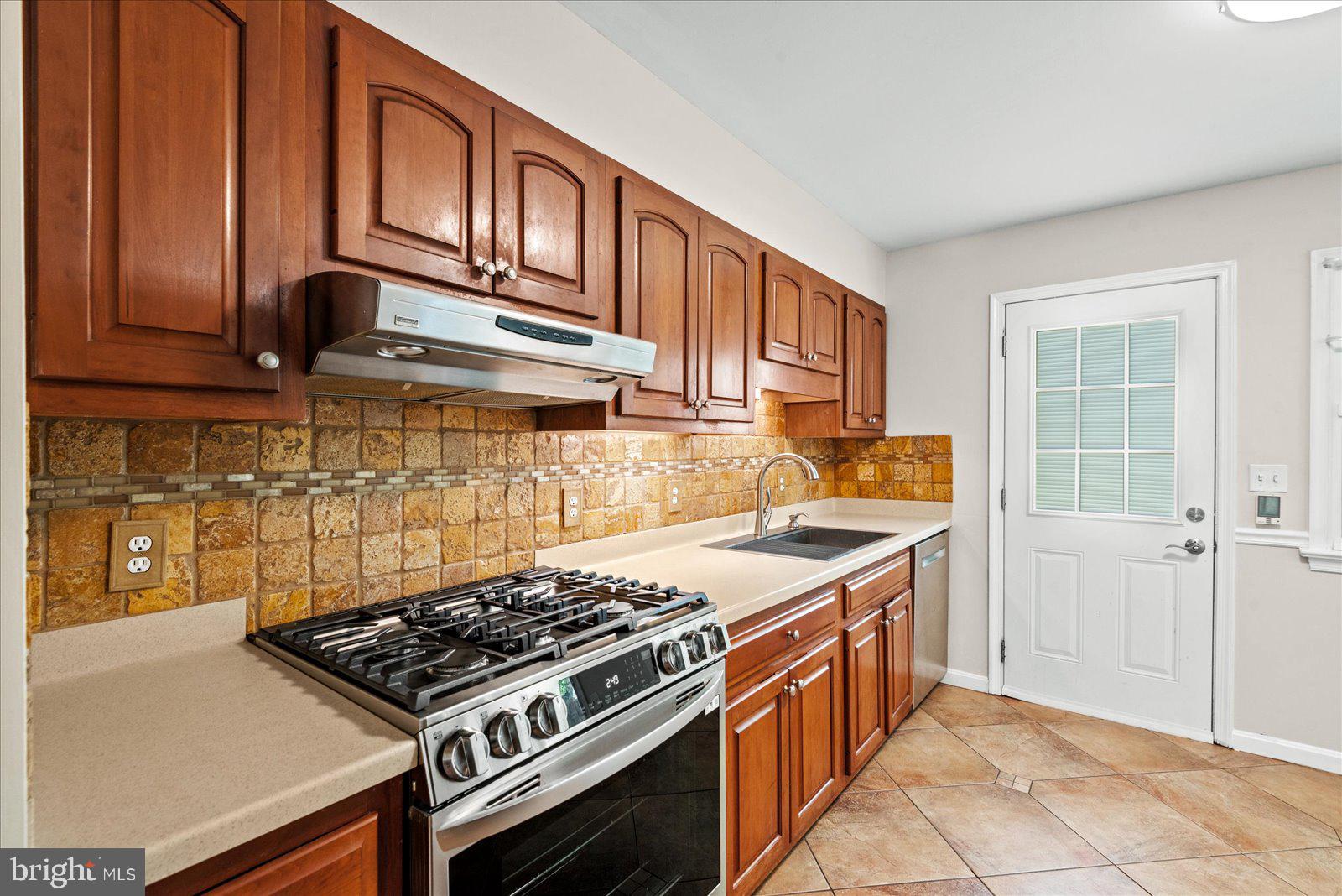 BRAEHEAD WOODS - Residential