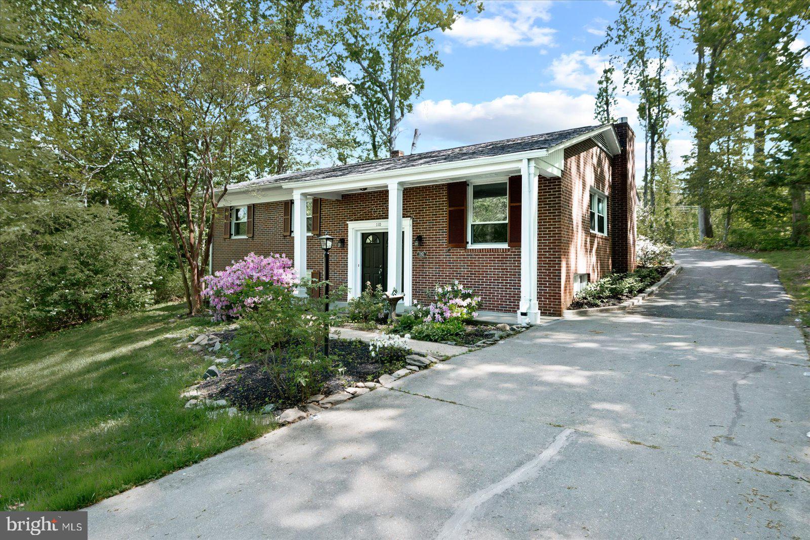 110 BRAEHEAD DRIVE