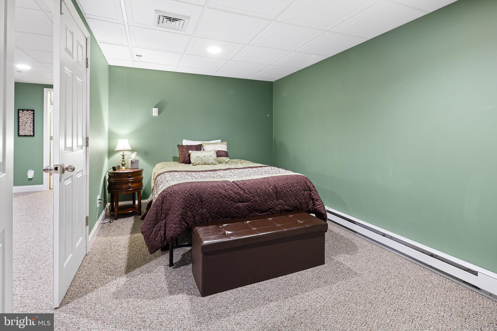 HILLCREST GLEN - Residential