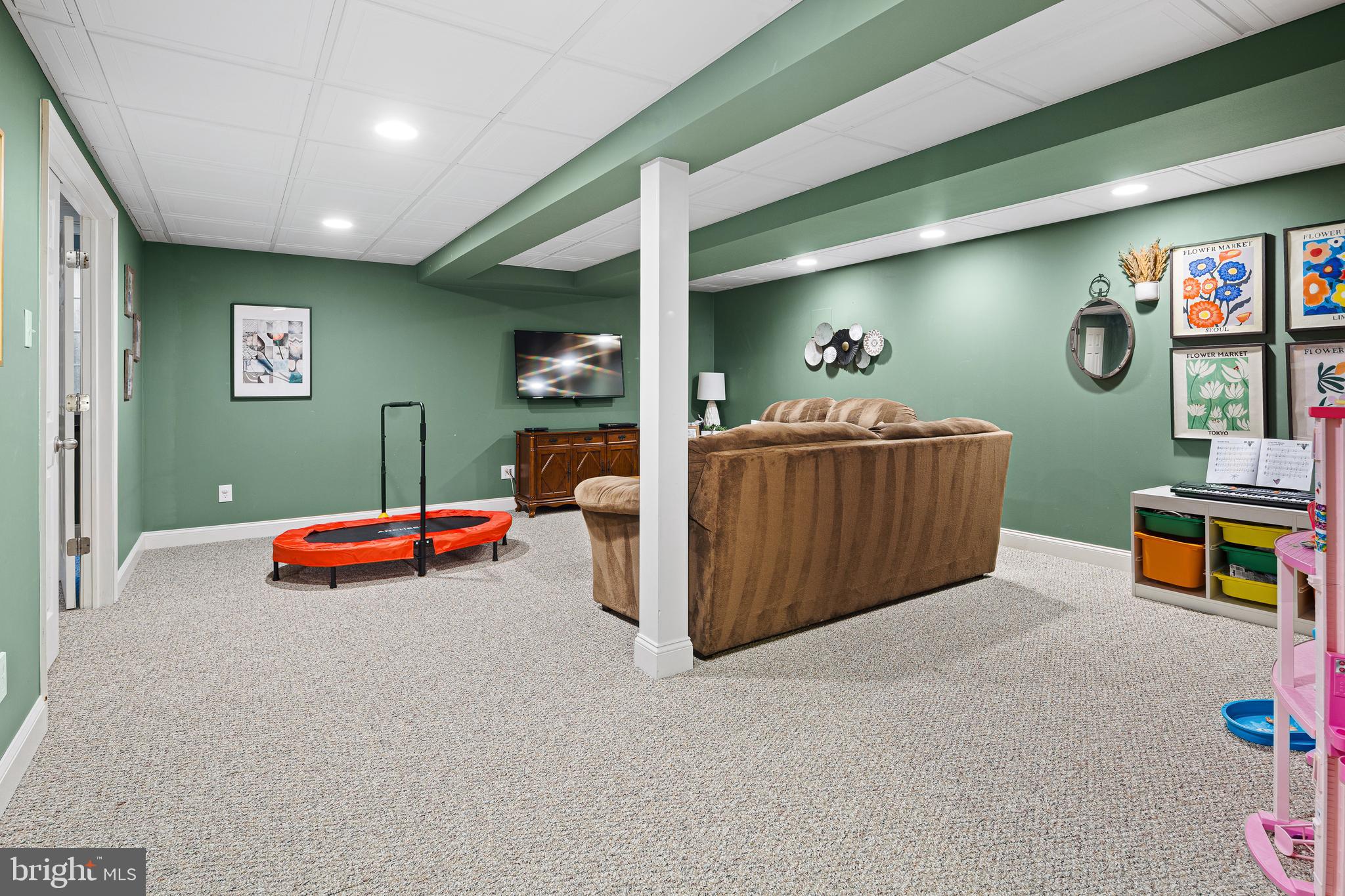 HILLCREST GLEN - Residential