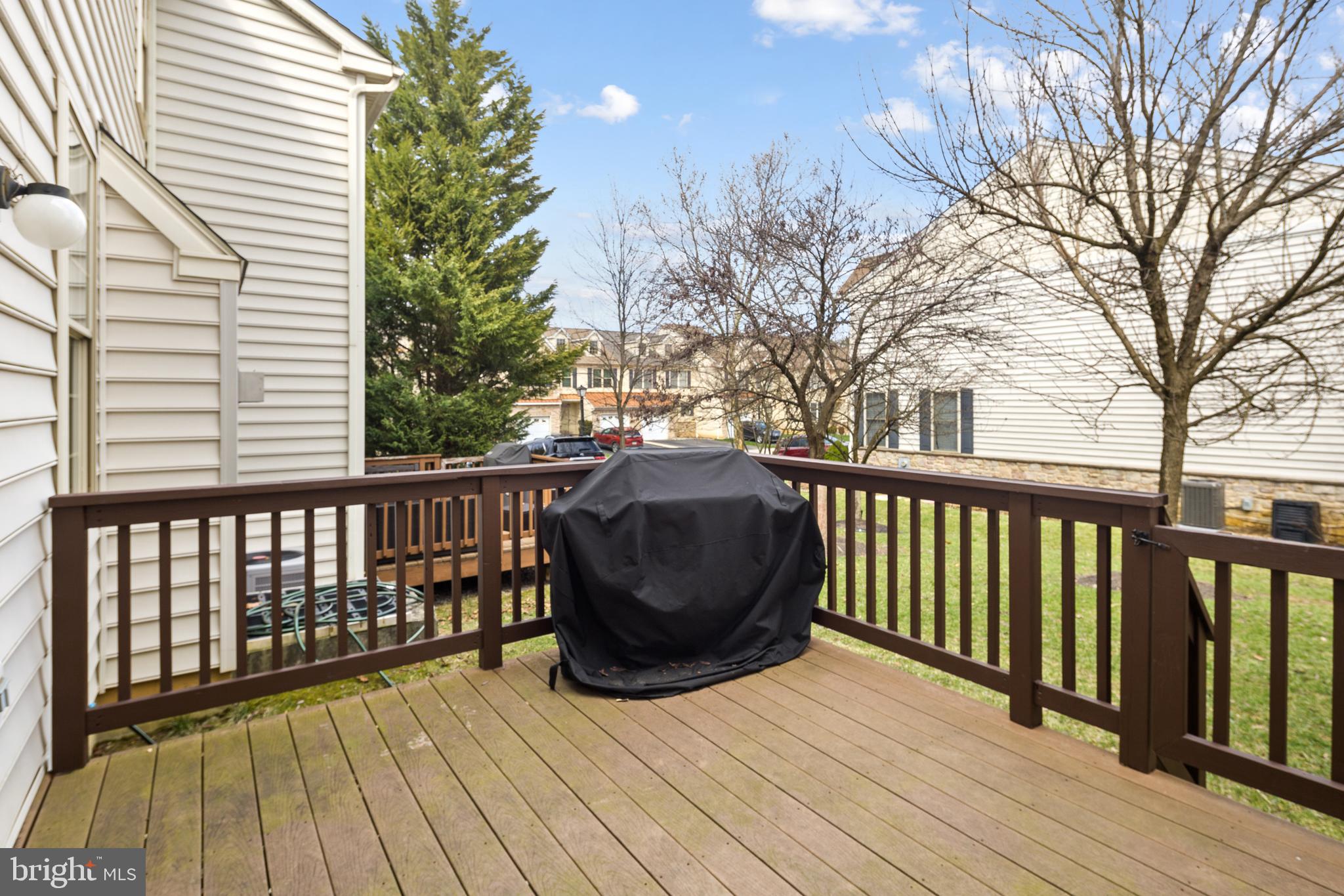 HILLCREST GLEN - Residential