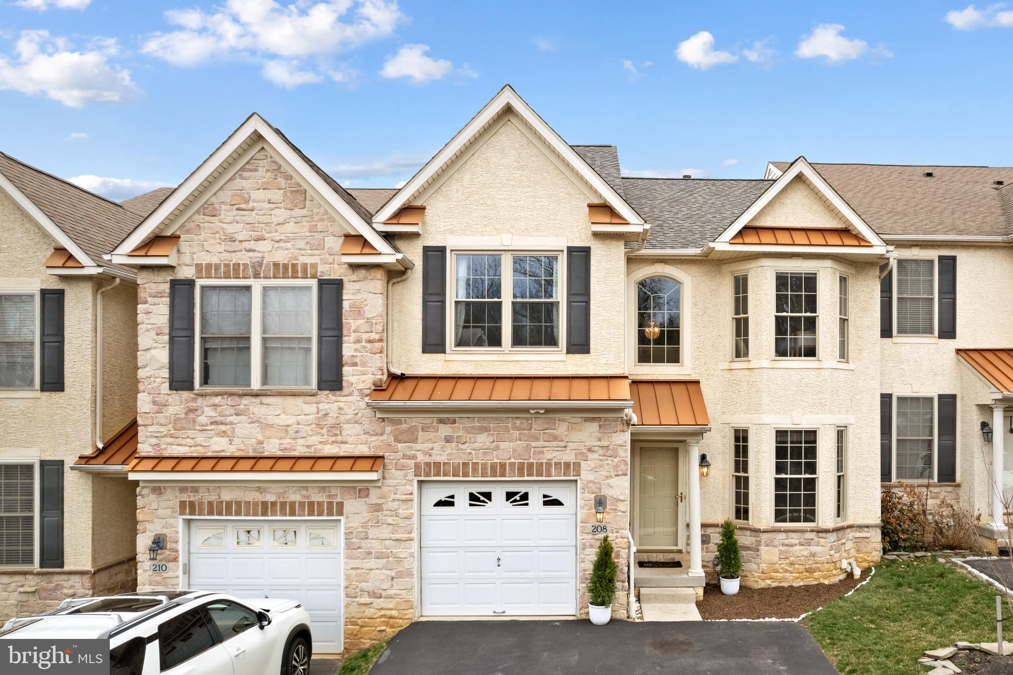 HILLCREST GLEN - Residential