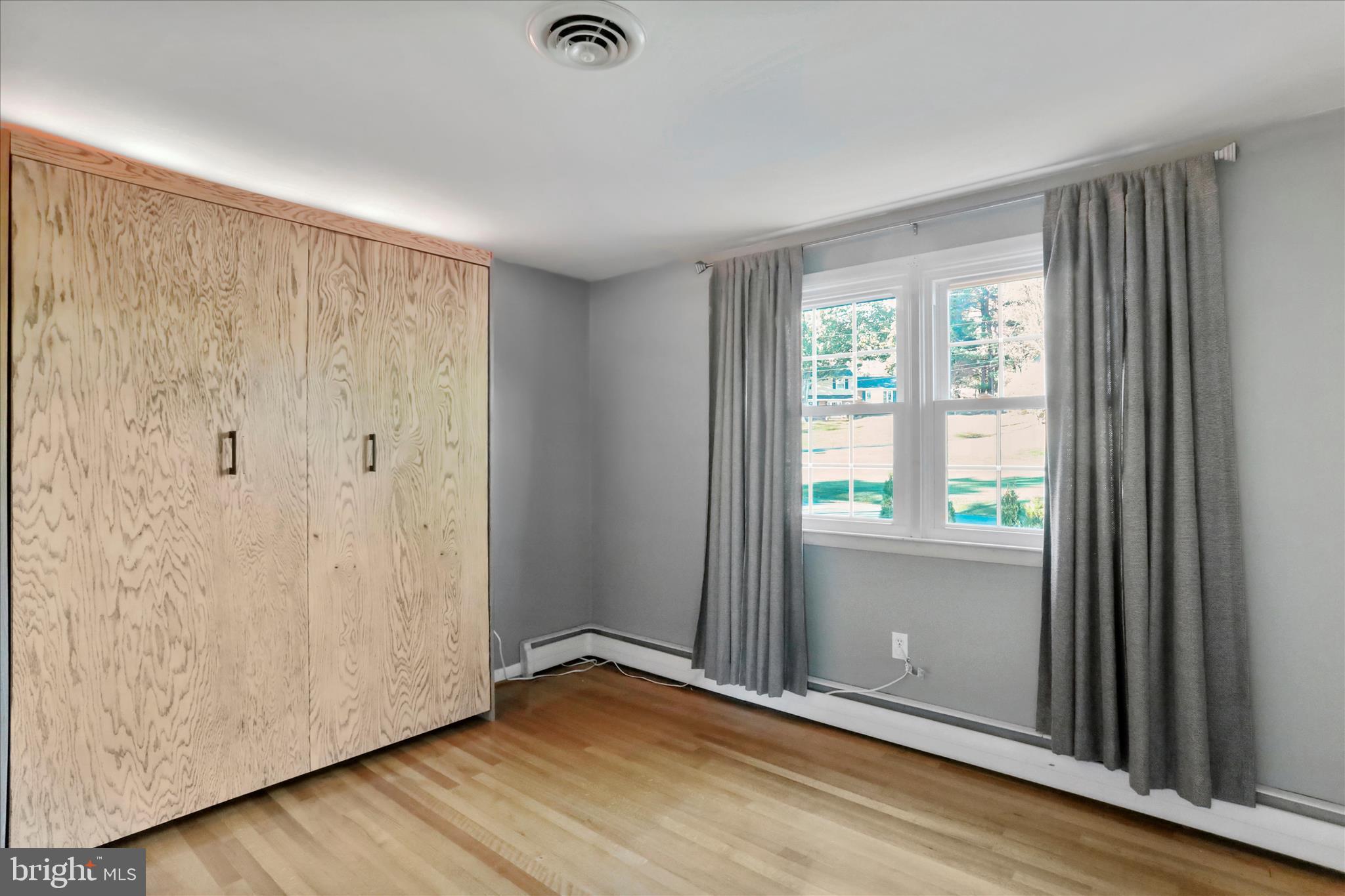 EASTVIEW - Residential