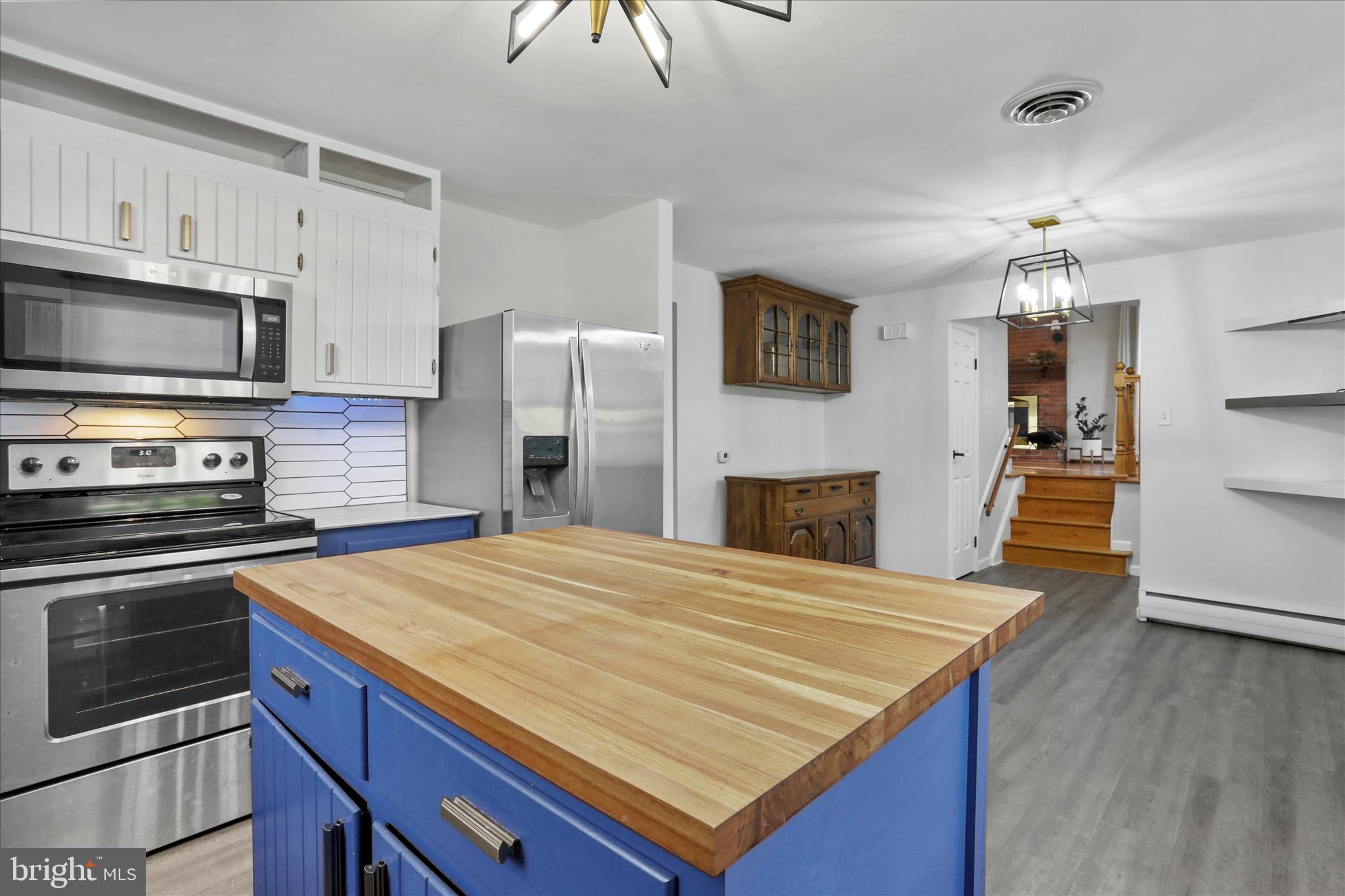 EASTVIEW - Residential