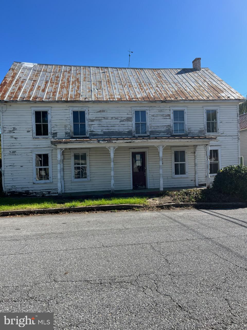 SHARPSBURG - Residential