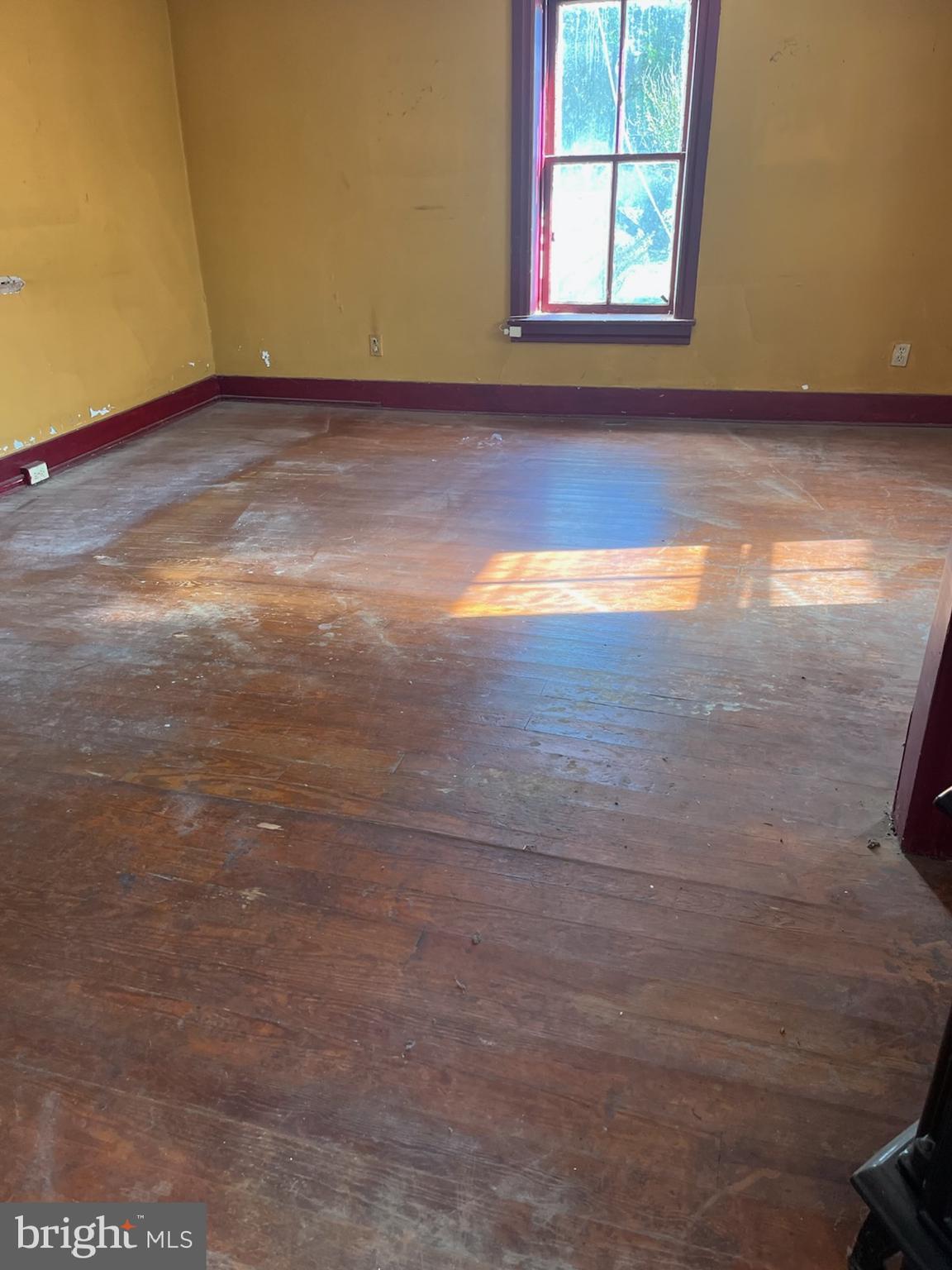 SHARPSBURG - Residential