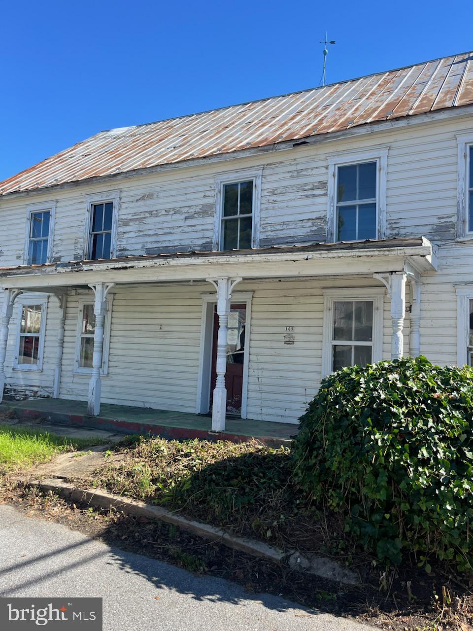 SHARPSBURG - Residential