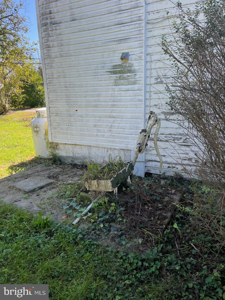 SHARPSBURG - Residential