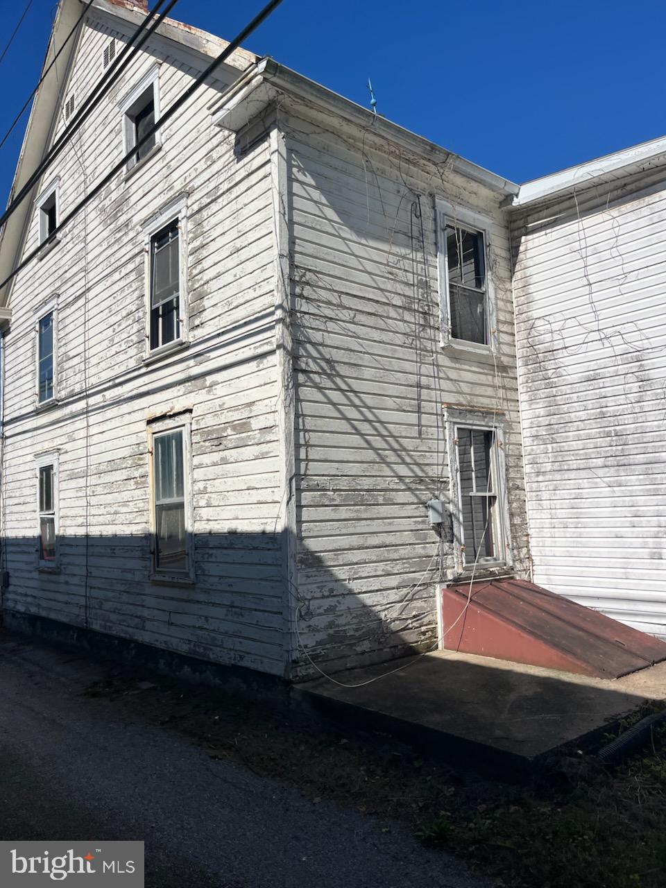 SHARPSBURG - Residential