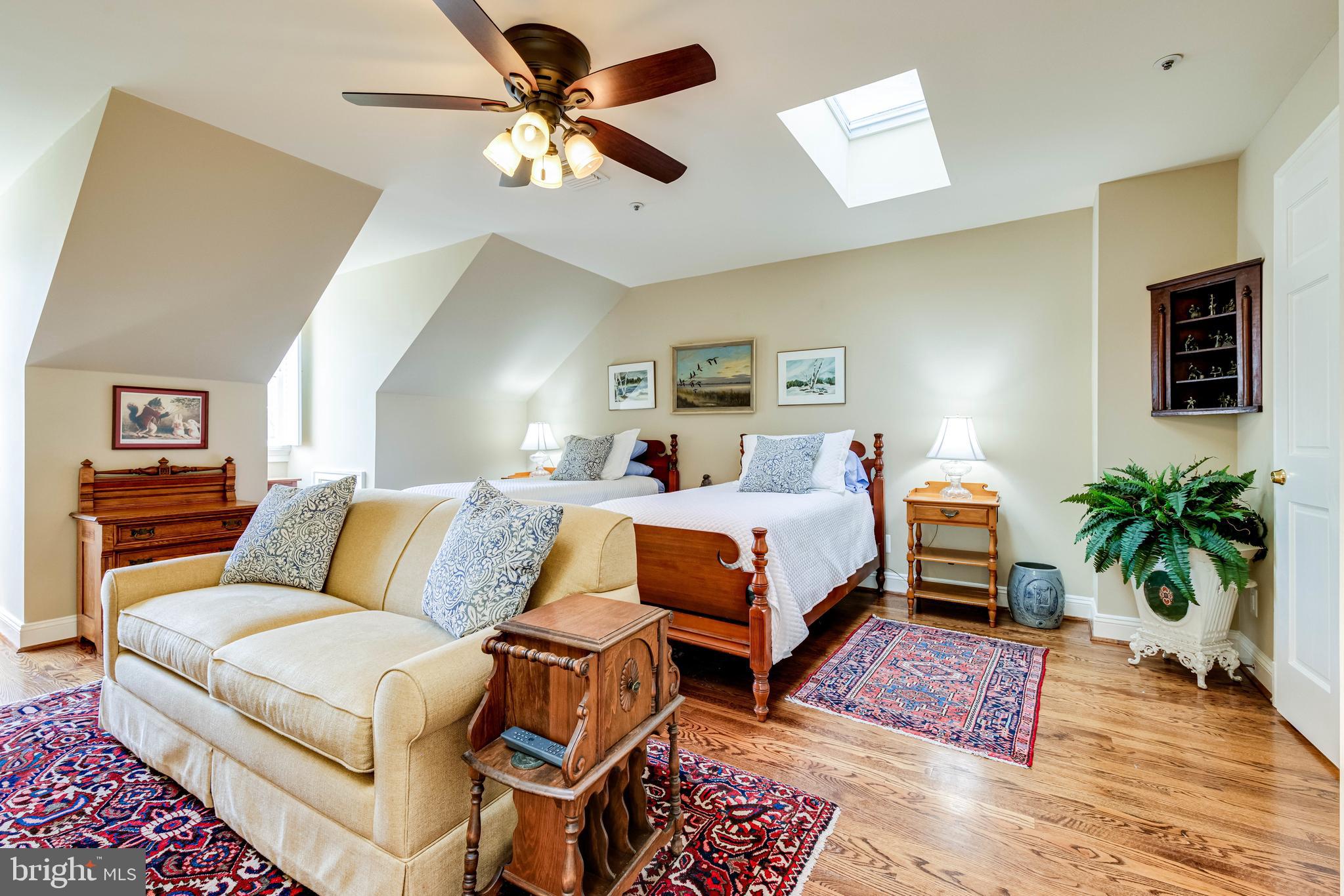 HARBORSIDE - Residential