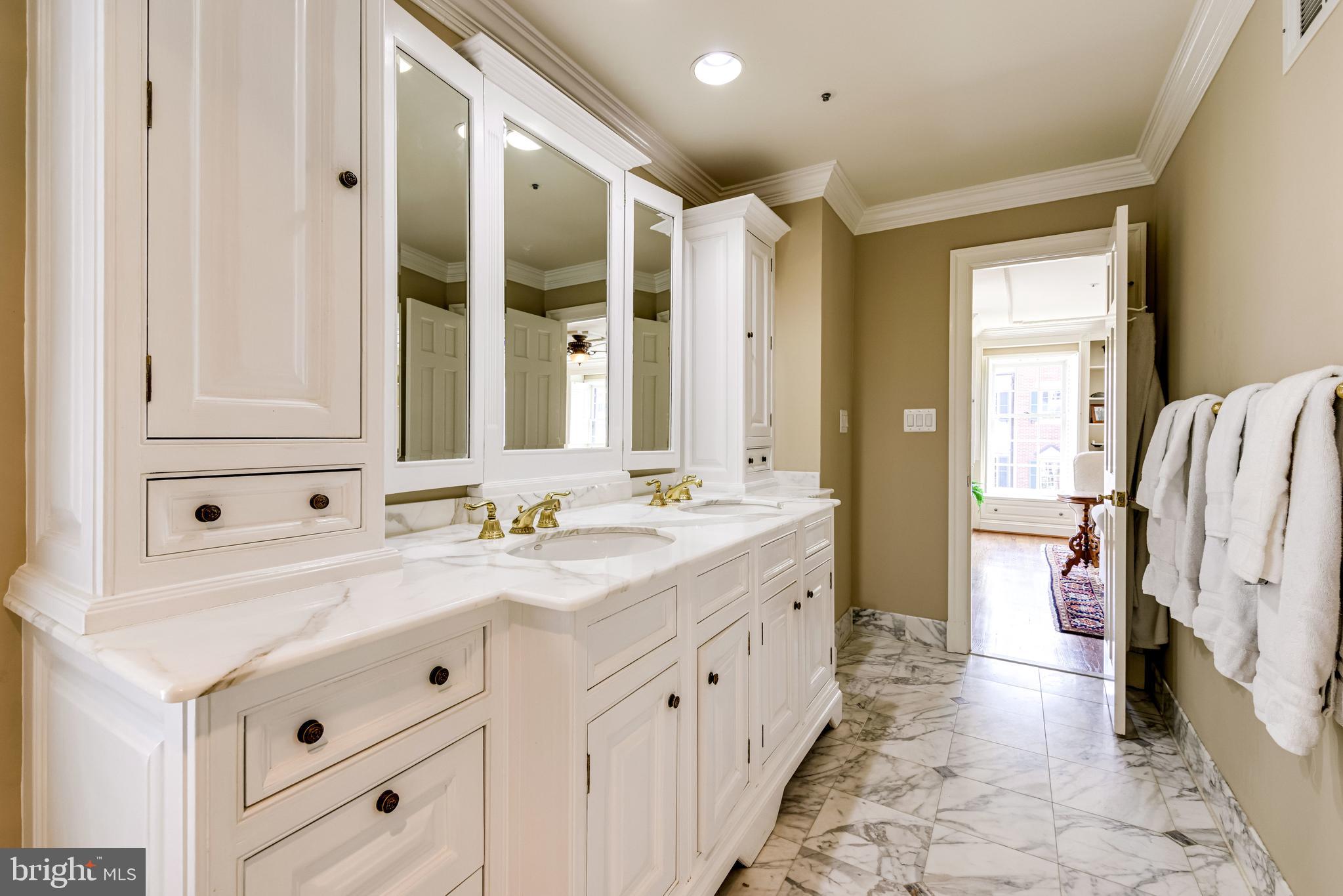 HARBORSIDE - Residential