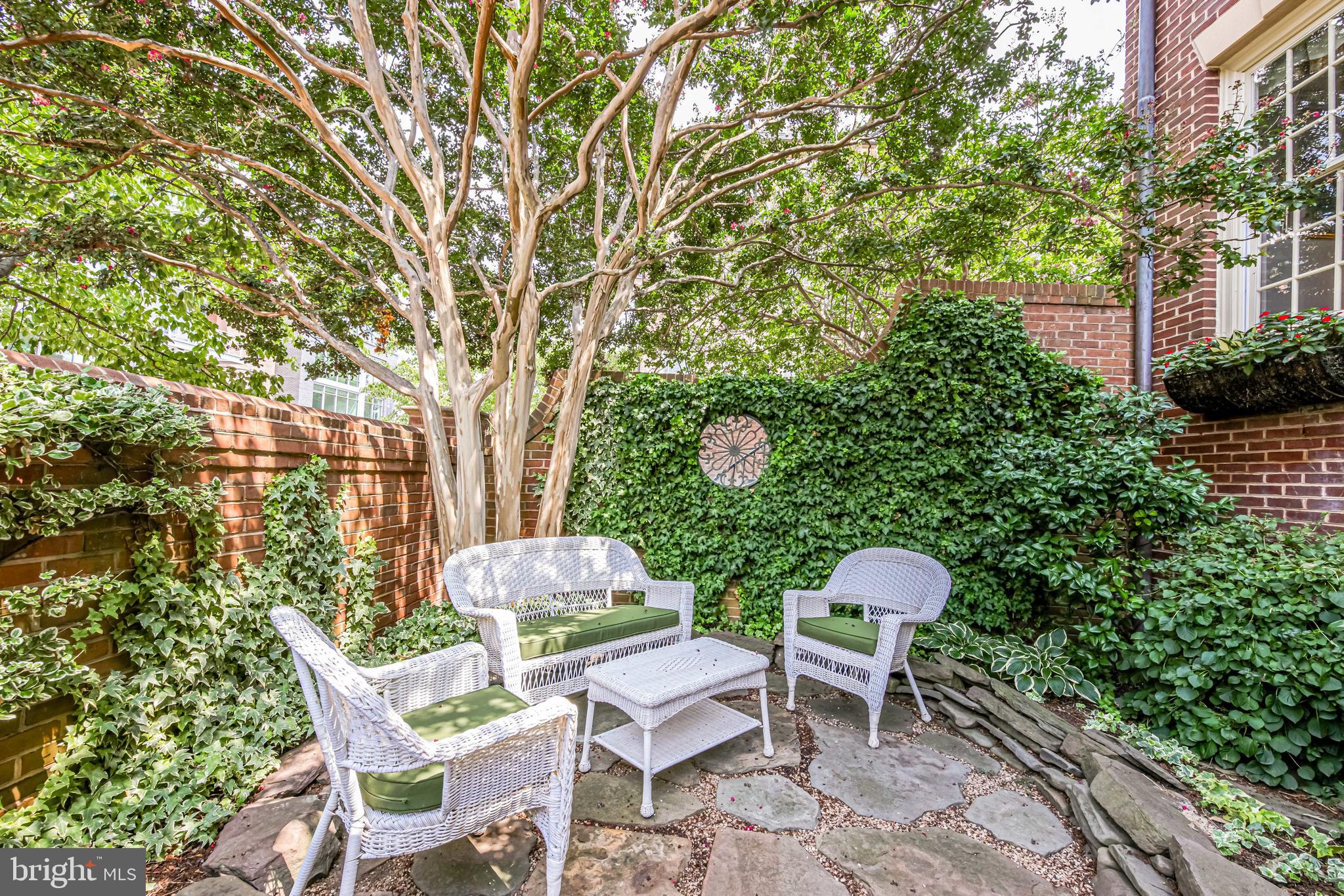 HARBORSIDE - Residential