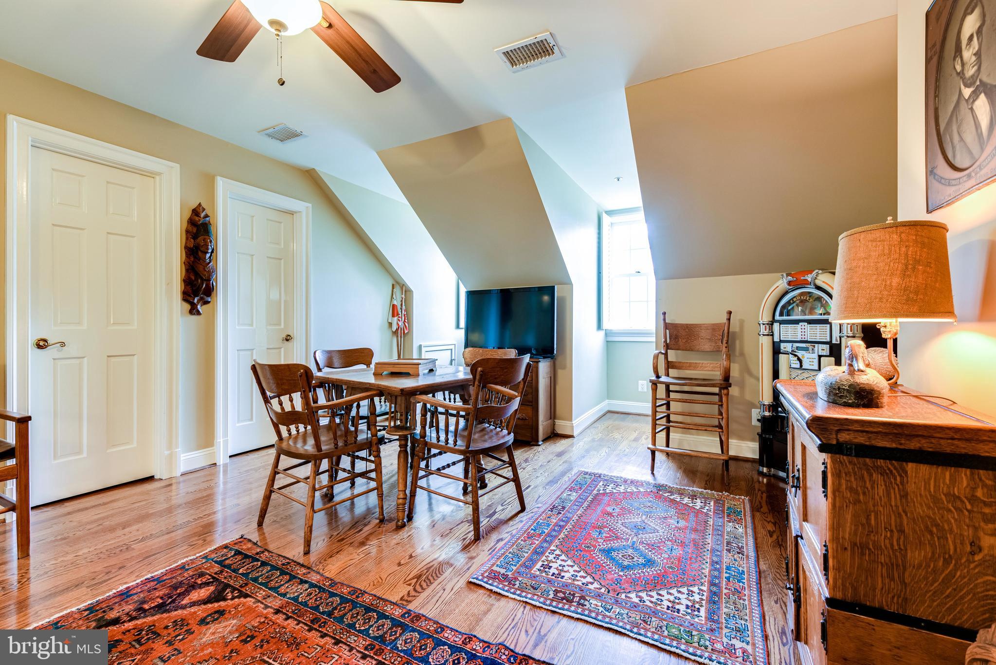 HARBORSIDE - Residential