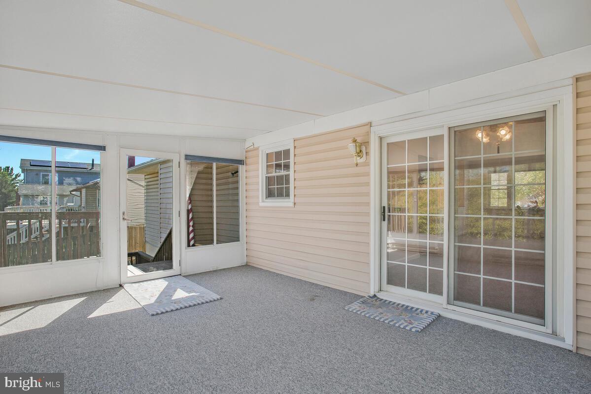 SANDALWOOD - Residential