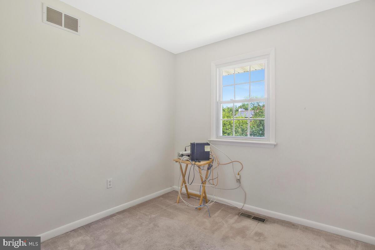 SANDALWOOD - Residential