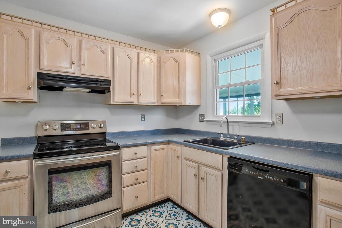 SANDALWOOD - Residential