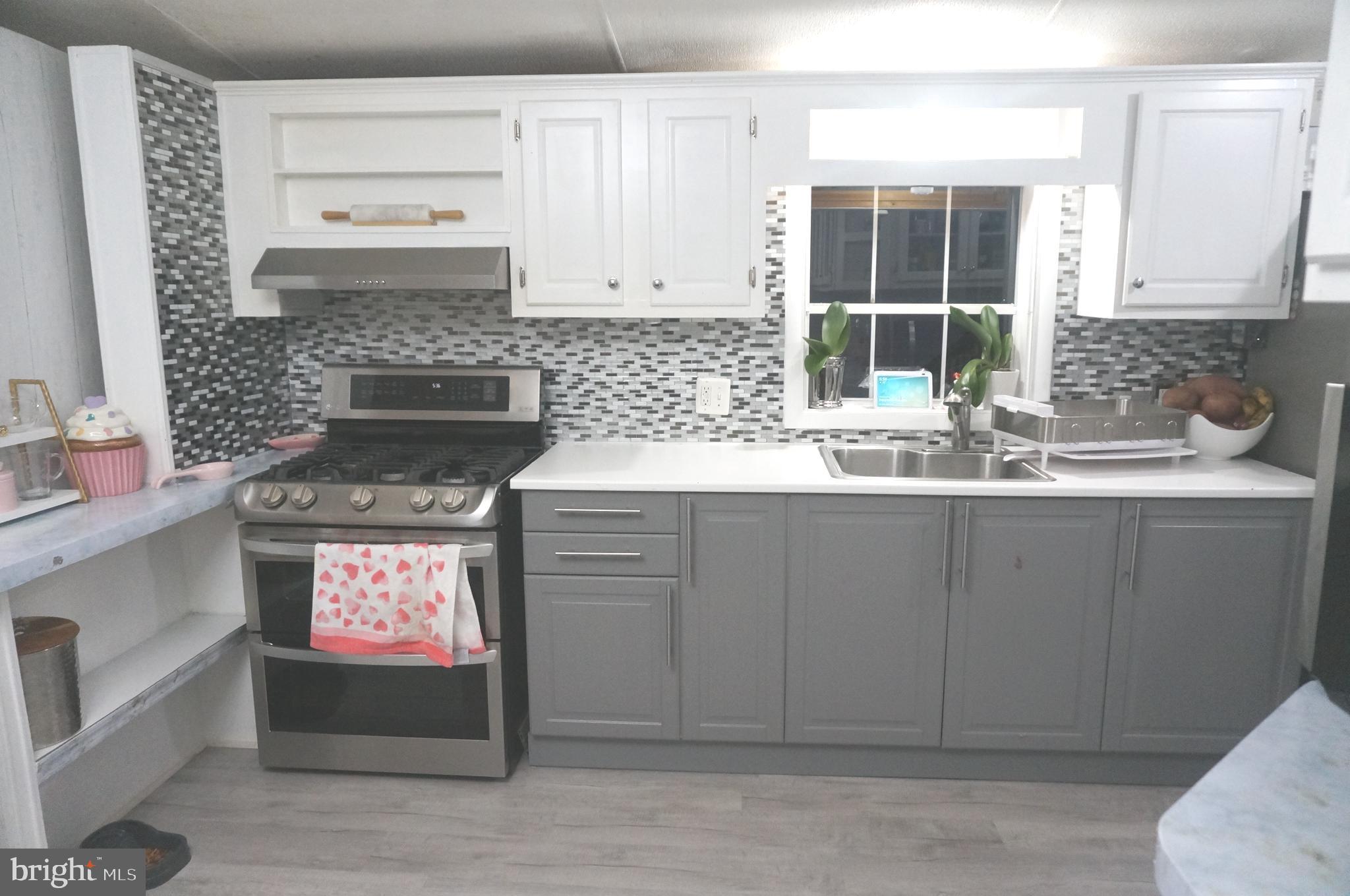 HARFORD MOBILE VILLAGE - Residential