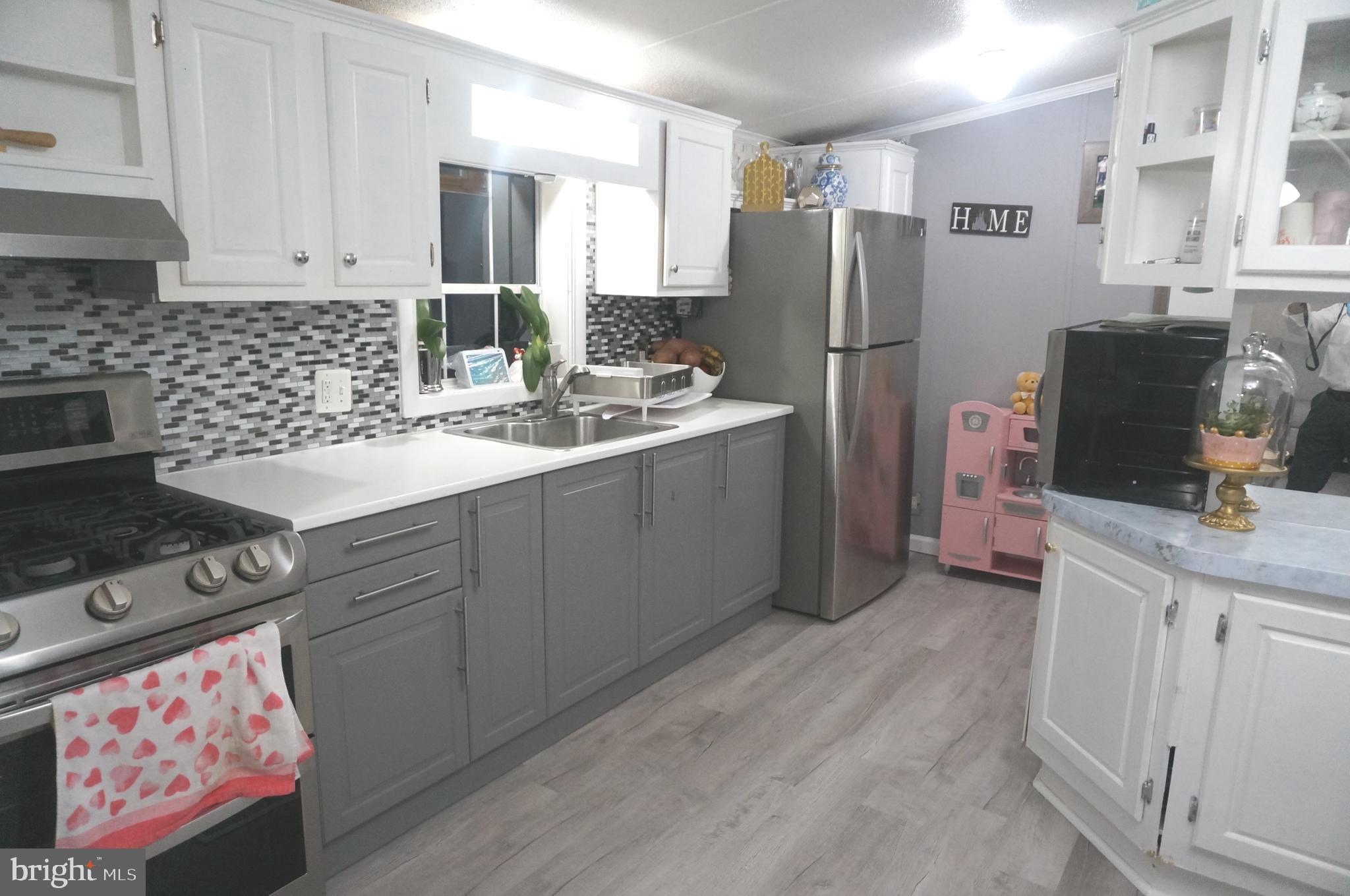 HARFORD MOBILE VILLAGE - Residential