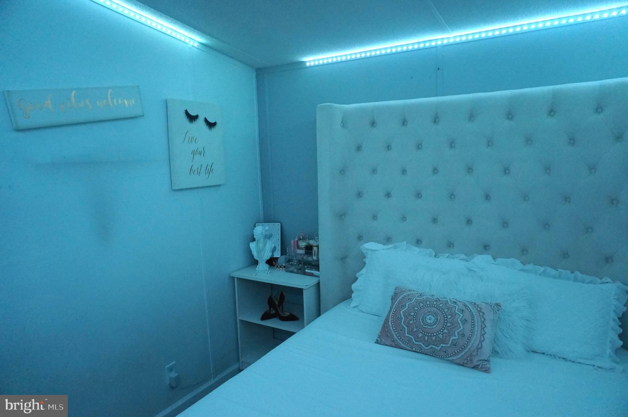 HARFORD MOBILE VILLAGE - Residential