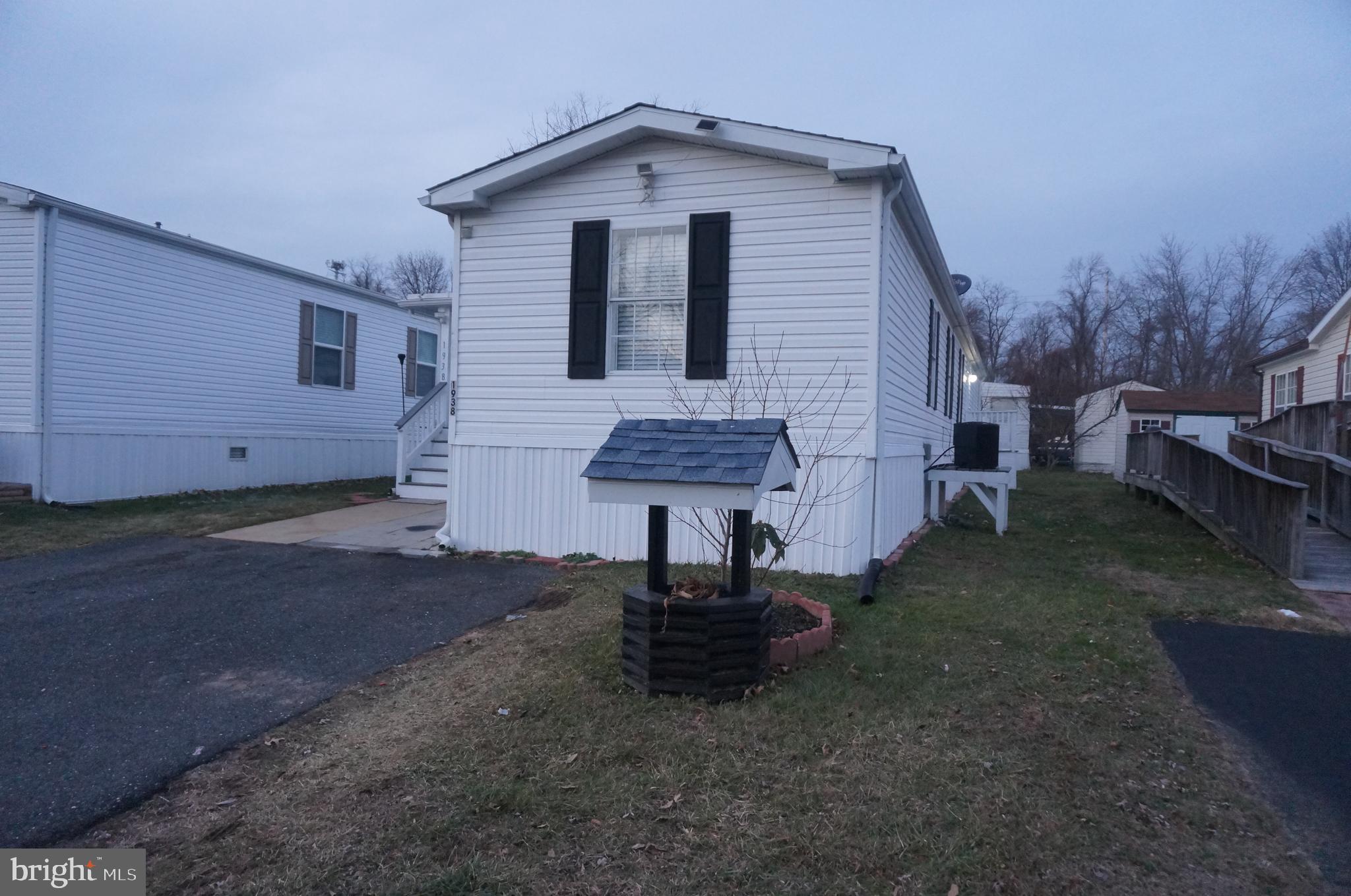 HARFORD MOBILE VILLAGE - Residential