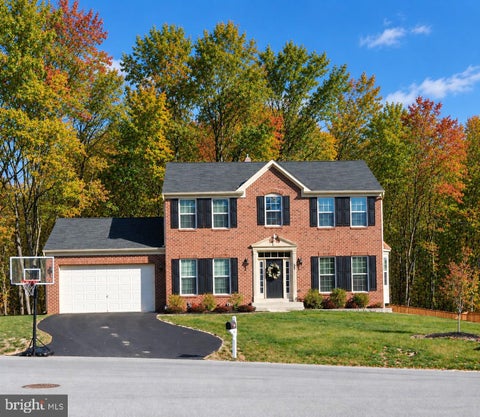 Homes For Sale - 32 Shaw Place<br/> SHEPHERDSTOWN, WV 25443