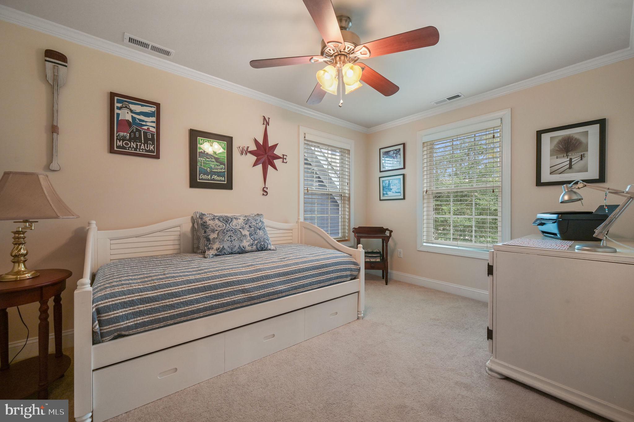 SILVER WOODS - Residential