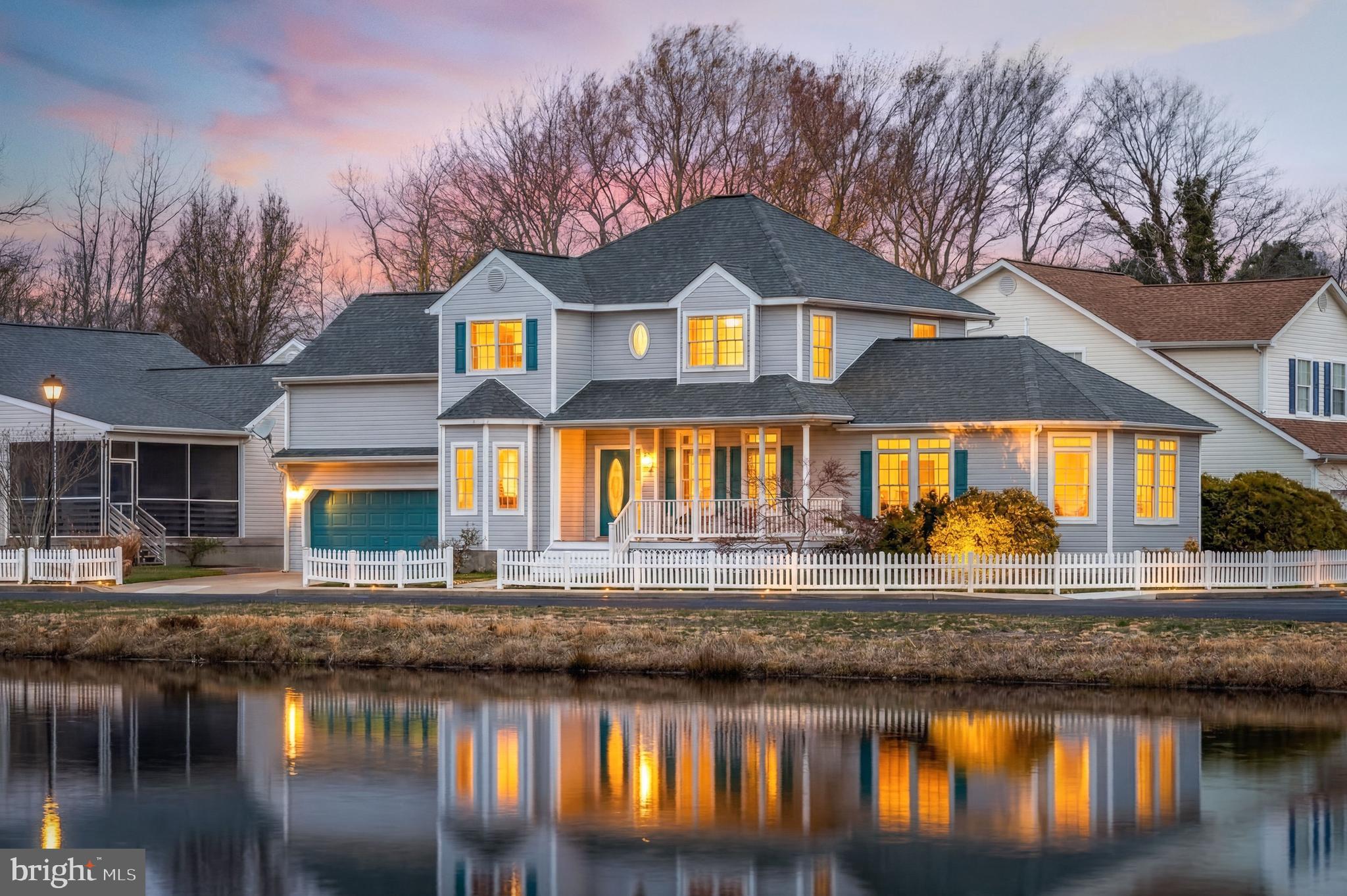 33997 N HAMPTON CIRCLE