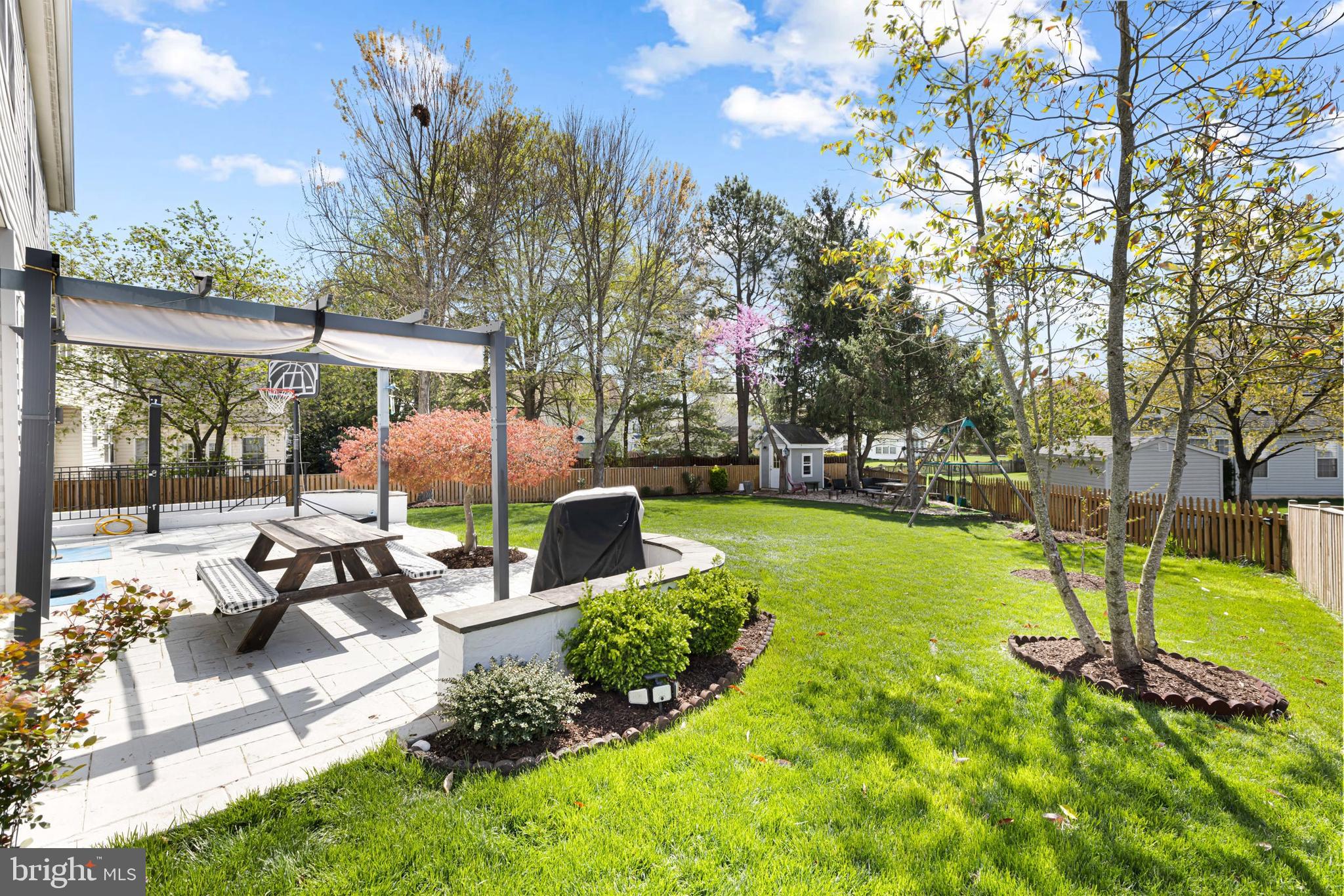 BRIDLEWOOD - Residential