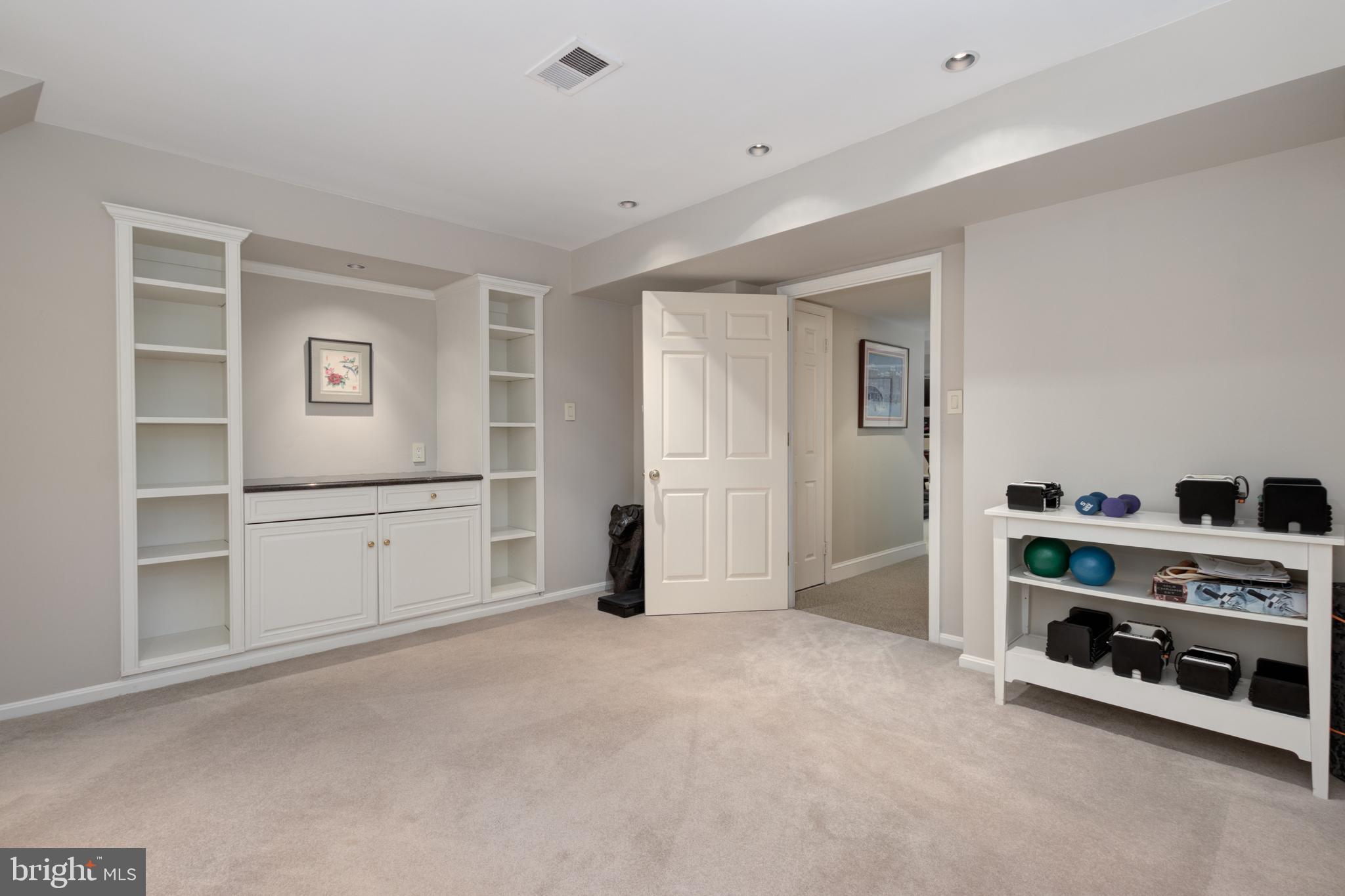 CHACONAS ESTATES - Residential