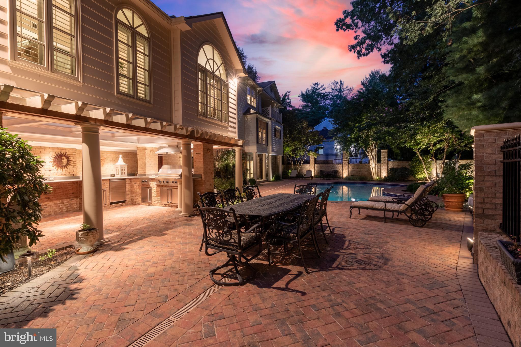 CHACONAS ESTATES - Residential