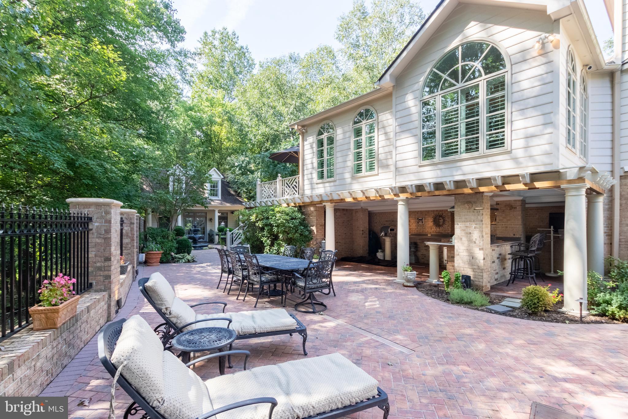 CHACONAS ESTATES - Residential