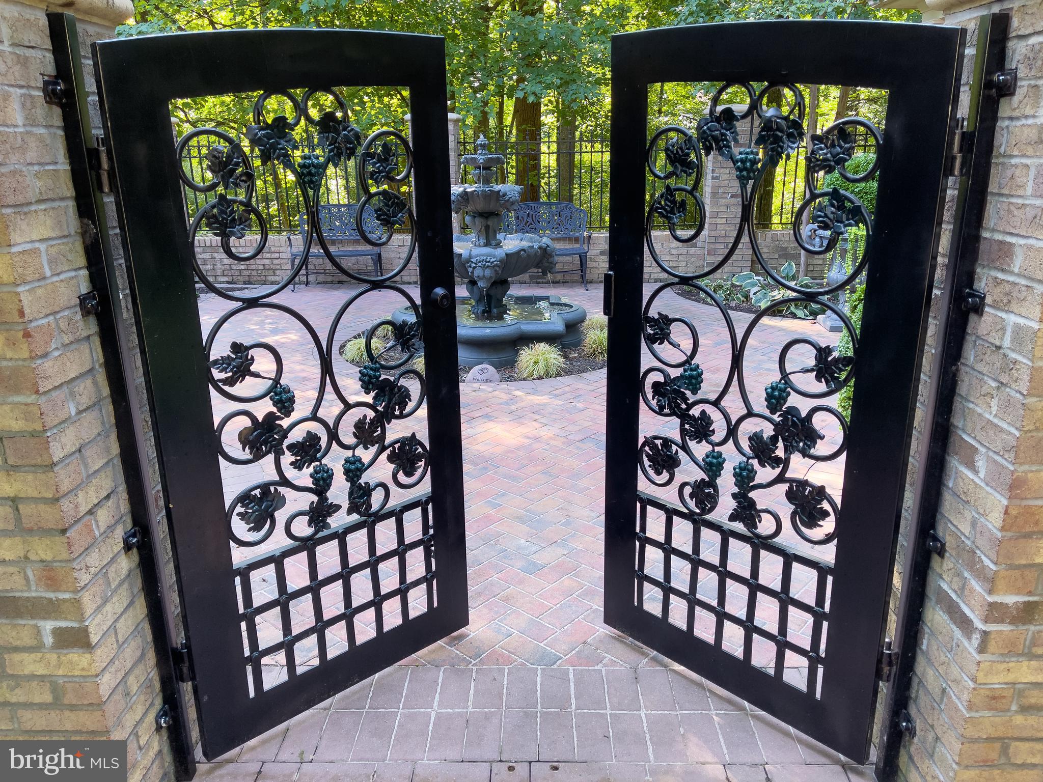 CHACONAS ESTATES - Residential