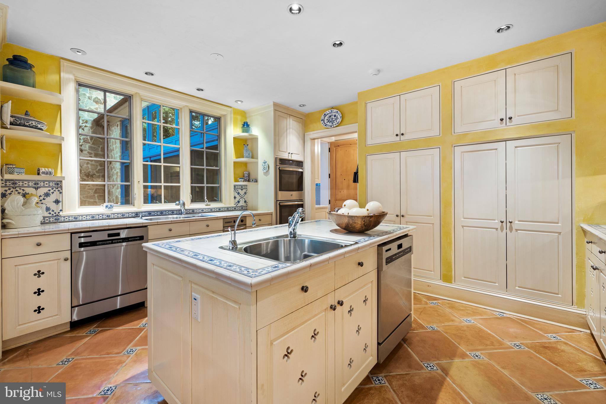 CAVES VALLEY GOLF CLUB - Residential