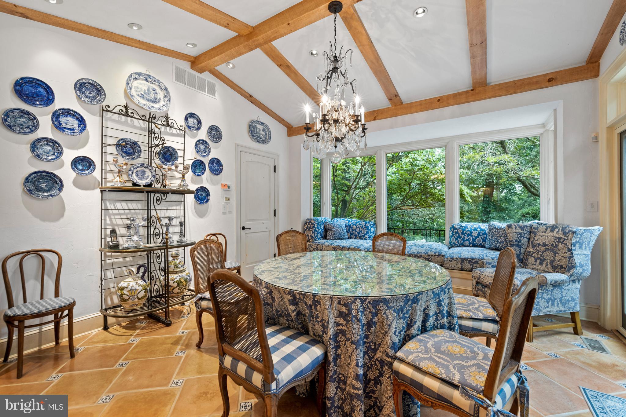 CAVES VALLEY GOLF CLUB - Residential