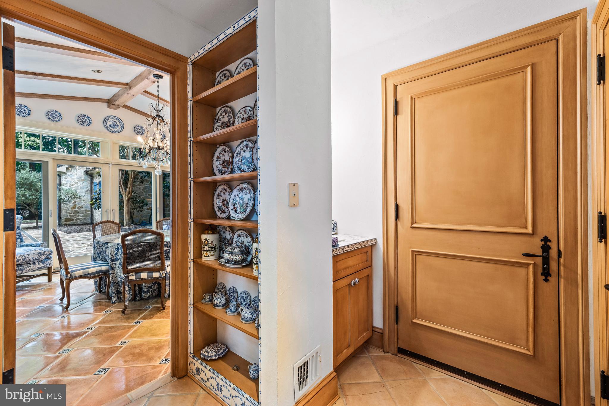 CAVES VALLEY GOLF CLUB - Residential