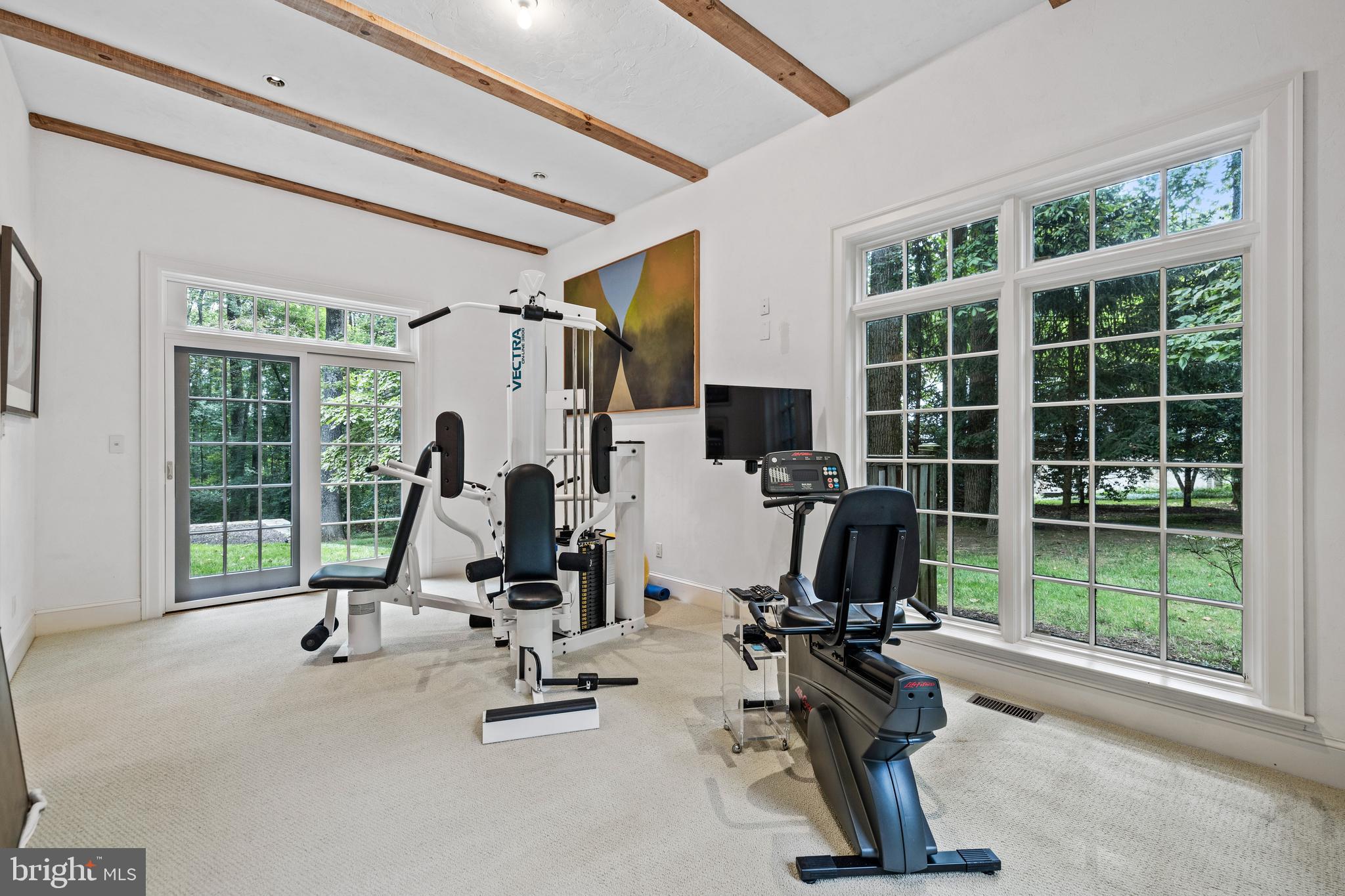 CAVES VALLEY GOLF CLUB - Residential