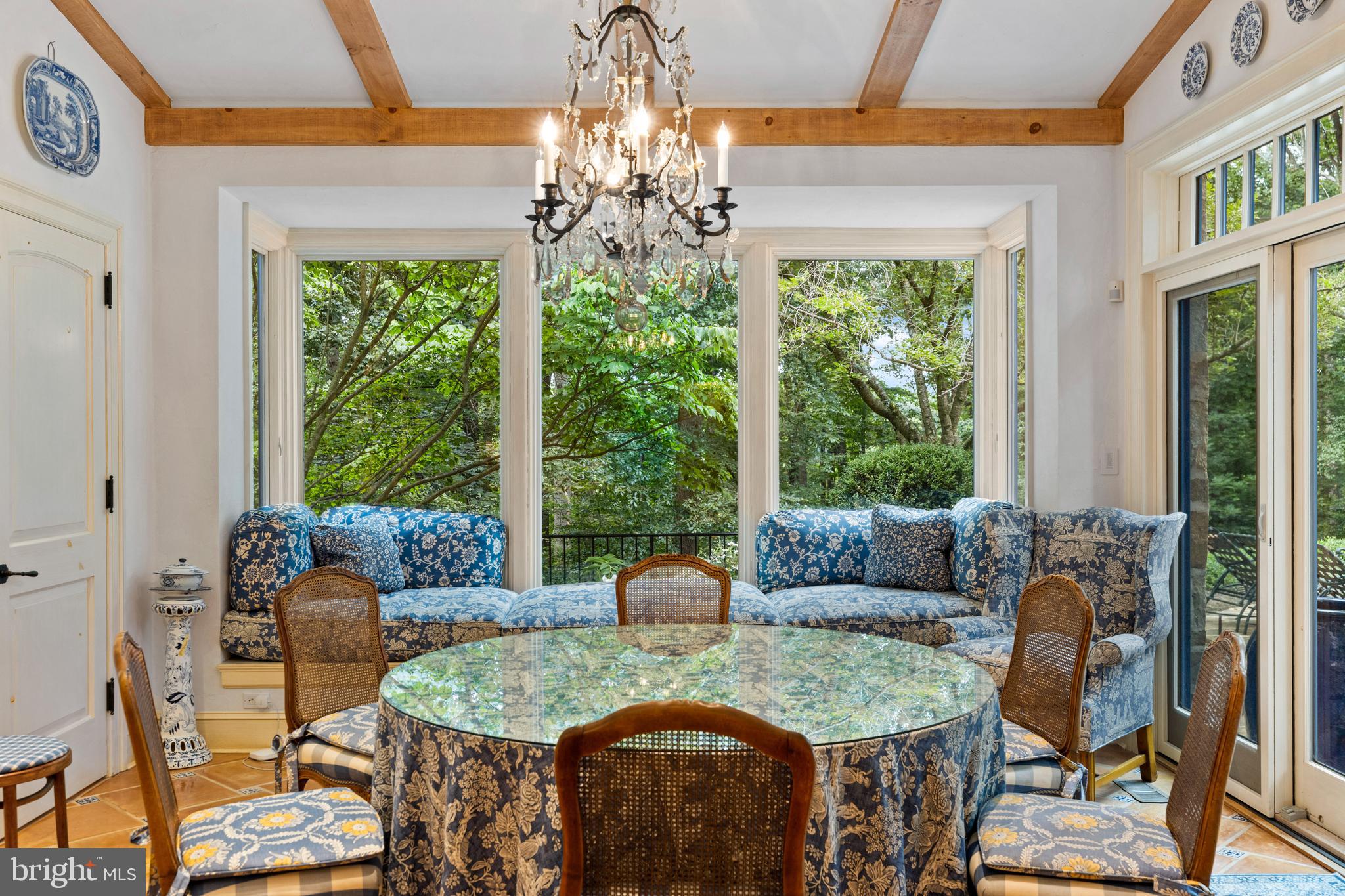 CAVES VALLEY GOLF CLUB - Residential