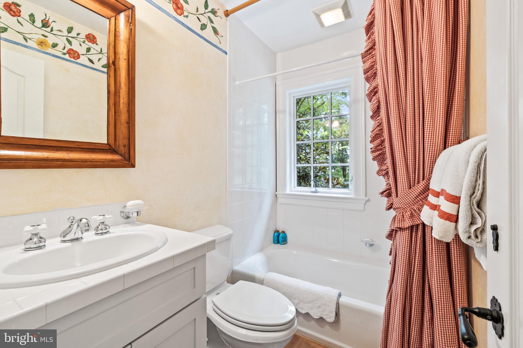 CAVES VALLEY GOLF CLUB - Residential