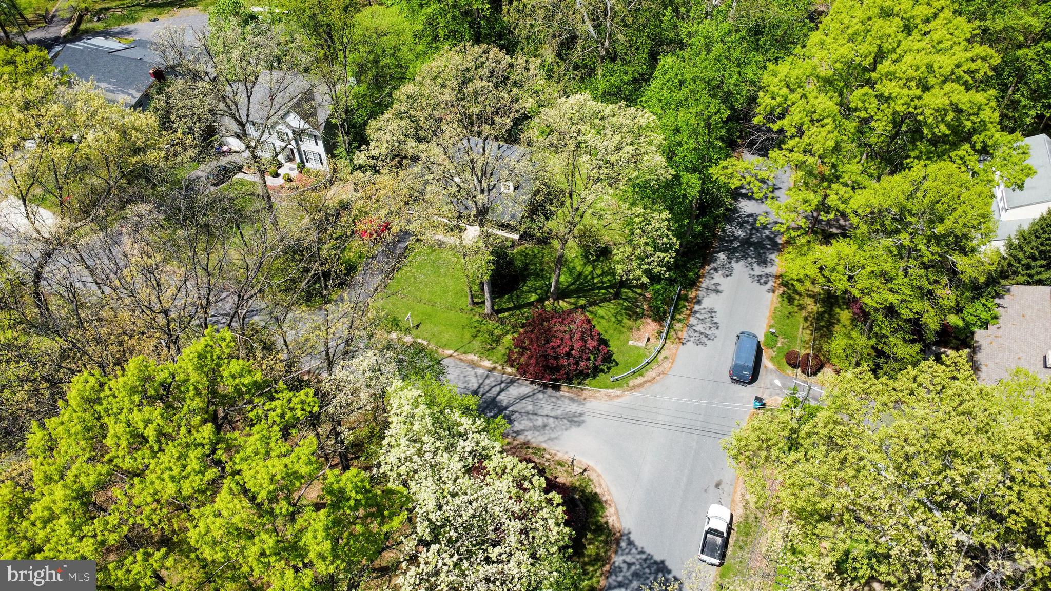 SHARON WOODS - Residential