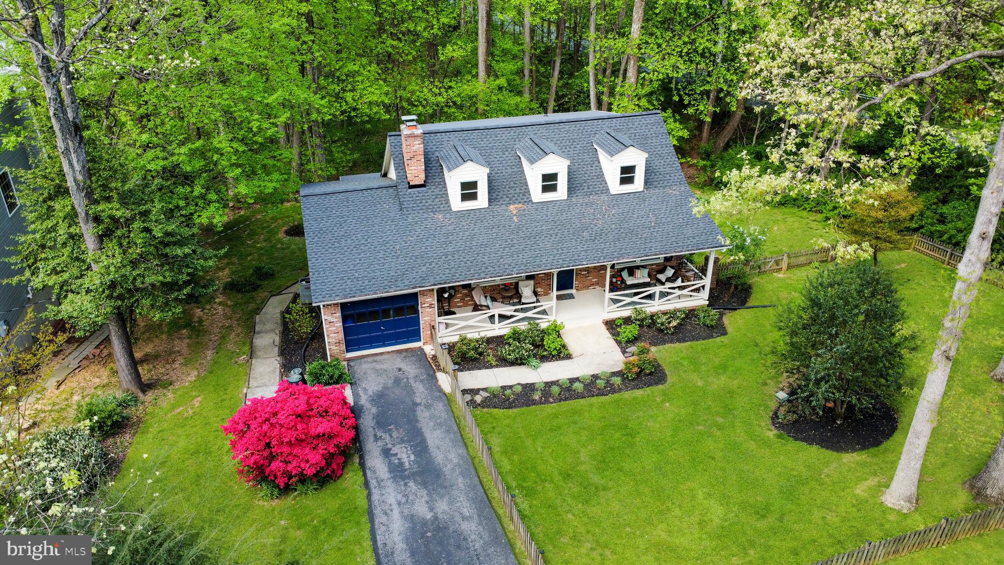 SHARON WOODS - Residential