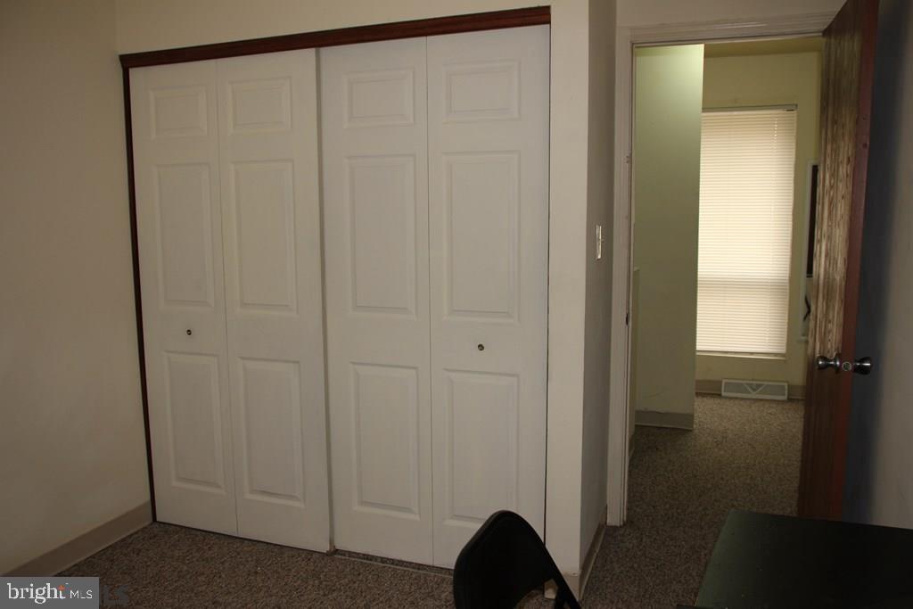 PHEASANT RUN - Commercial Sale